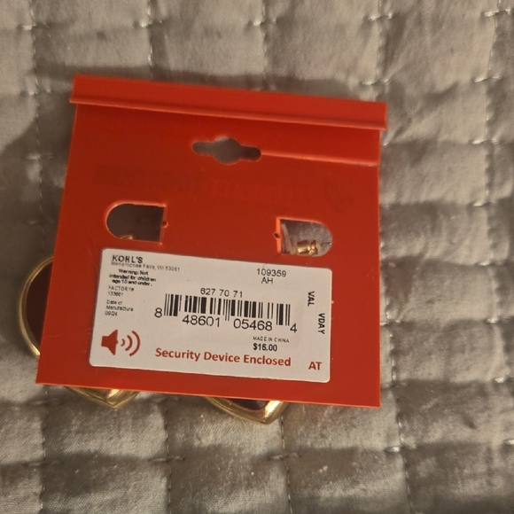 Kohl's Gold Heart Earrings - Picture 2 of 2